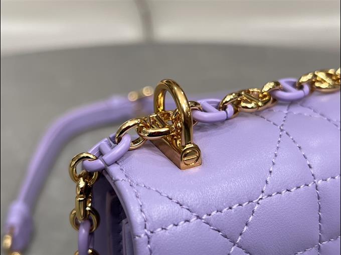 2025228Y600P222127951