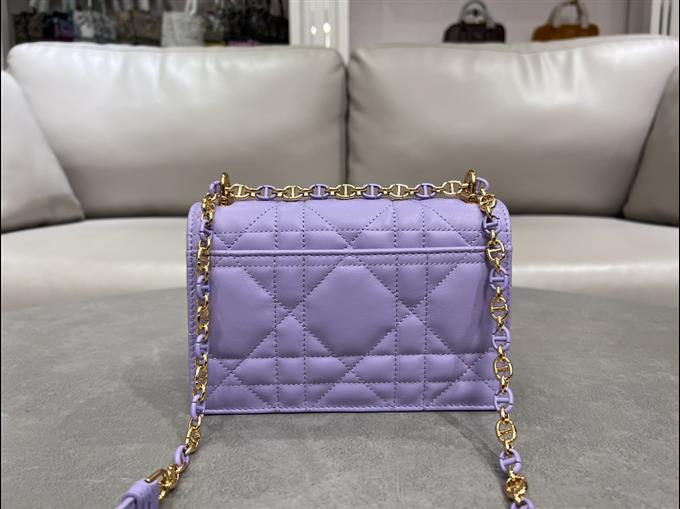 2025228Y600P222127982