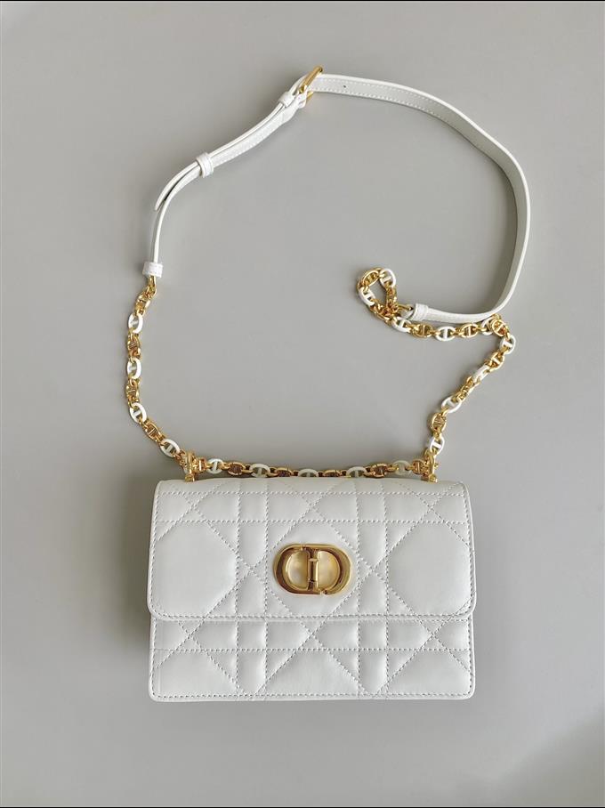 2025228Y600P222128589