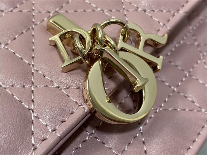 2025228Y600P22215150