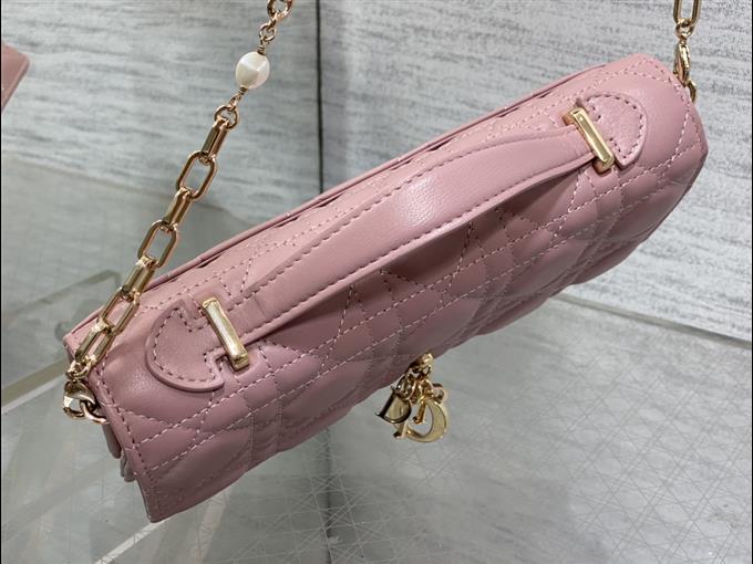 2025228Y600P22215182