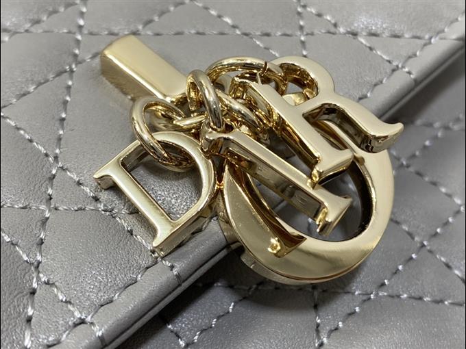 2025228Y600P222151902