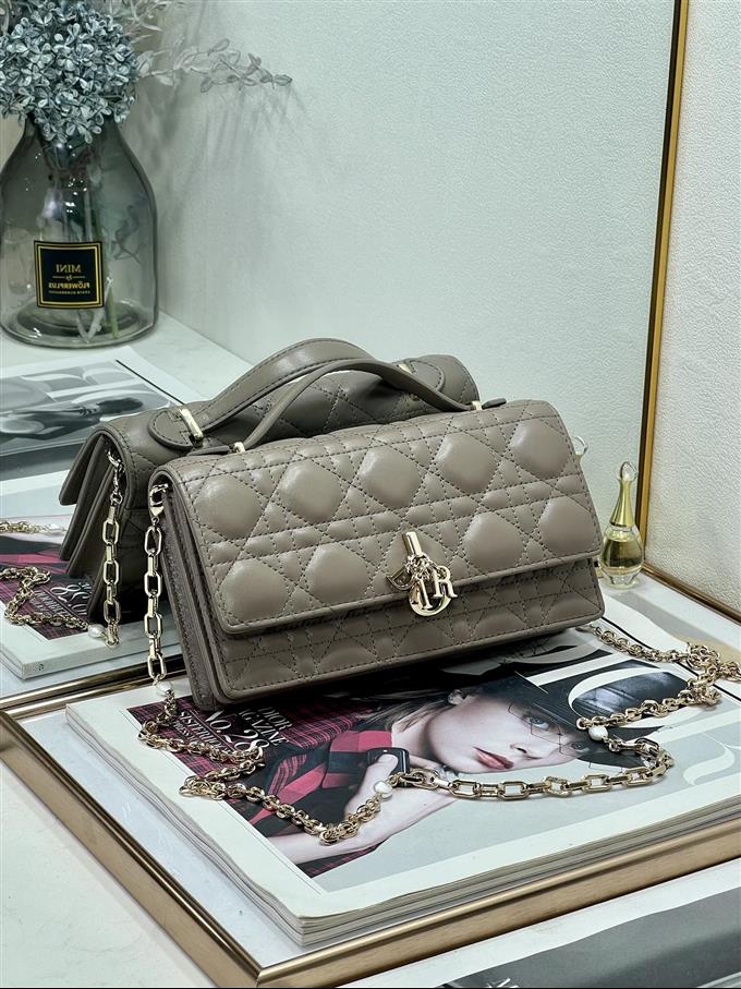 2025228Y650P222150323