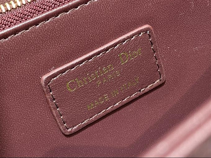 2025228Y650P222153559