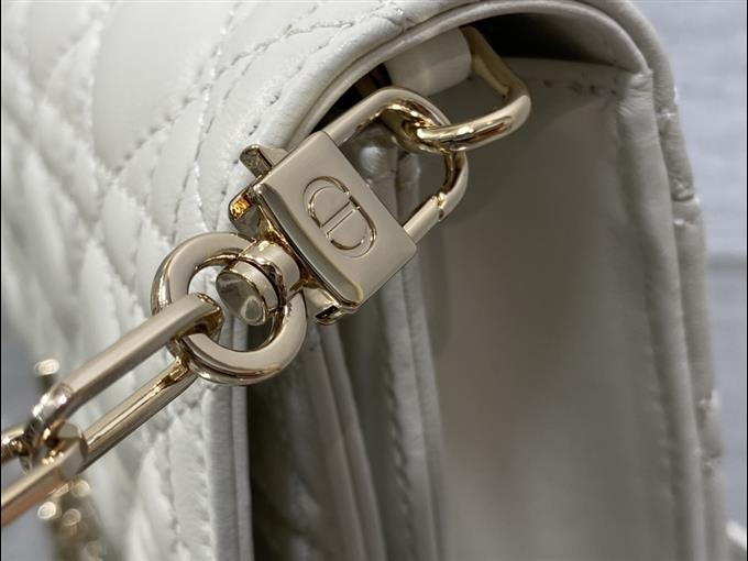 2025228Y650P22215476