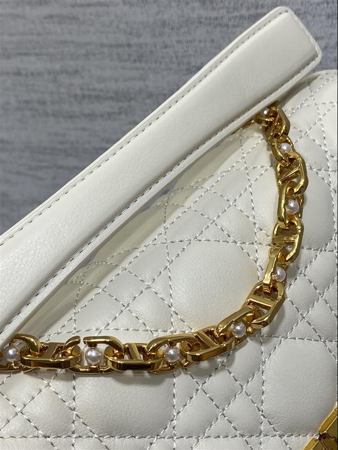 2025228Y700P221925872