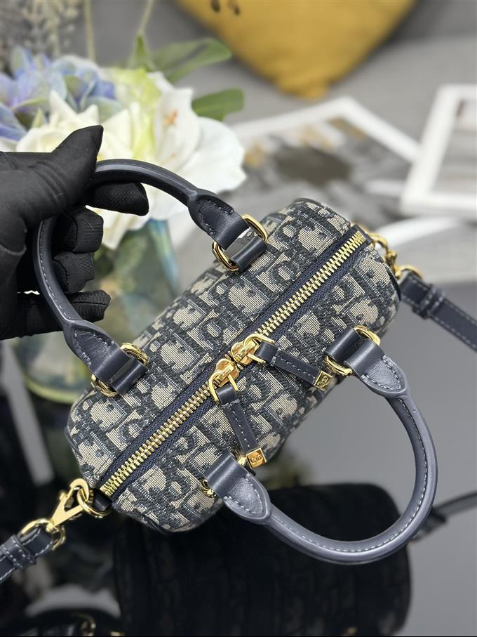 2025228Y600P211431154