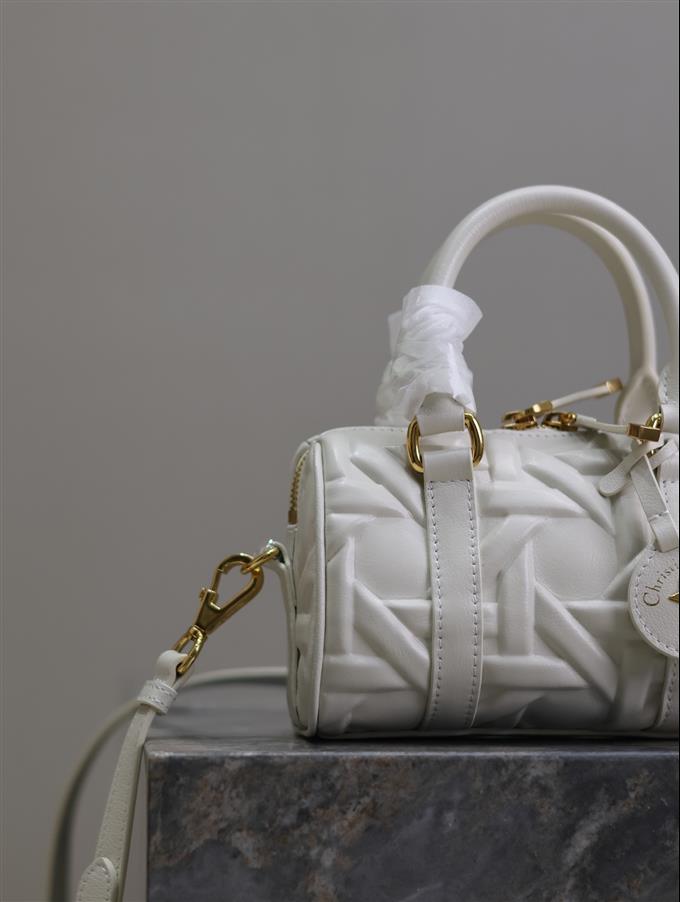 2025228Y650P211427808