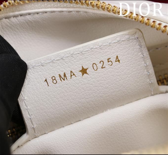 2025228Y650P211431863