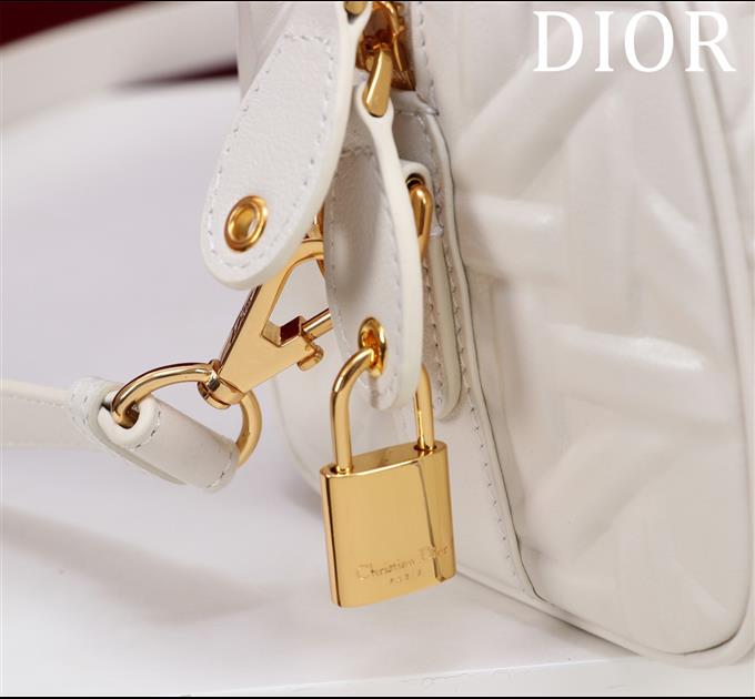 2025228Y650P211431895