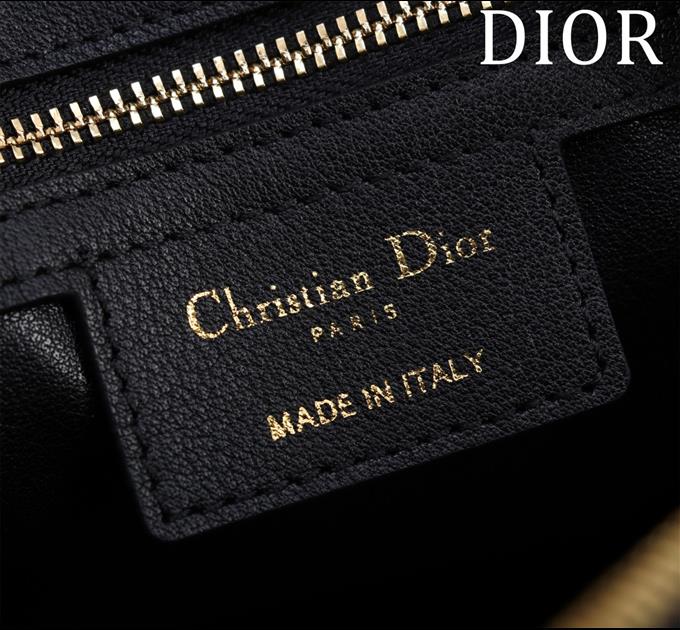 2025228Y650P21143219