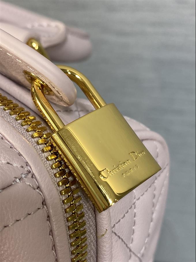 2025228Y720P211429394