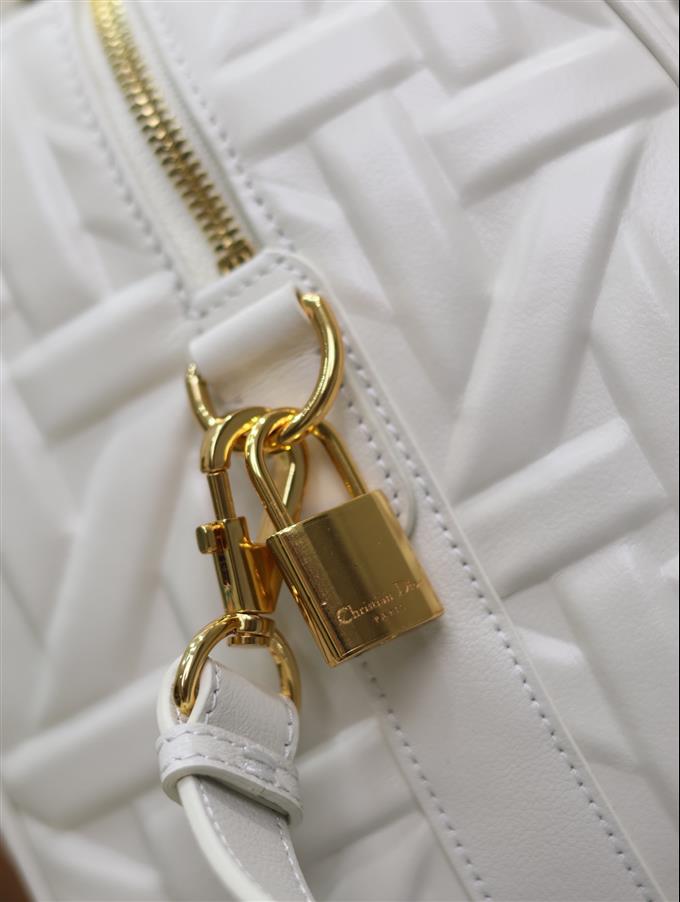 2025228Y750P211430569