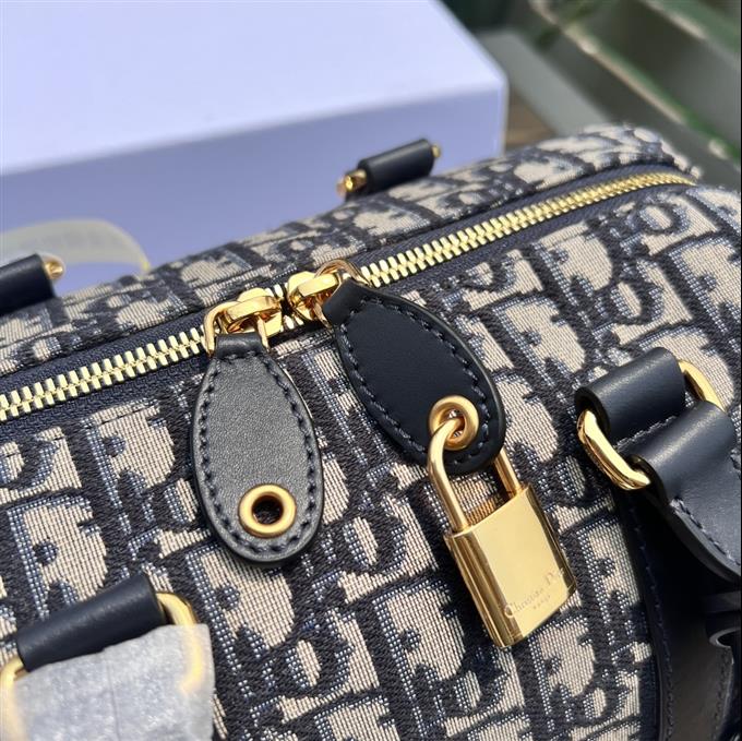 2025228Y800P211430839