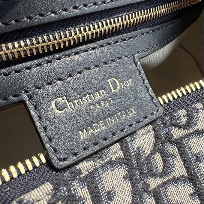 2025228Y800P211430871