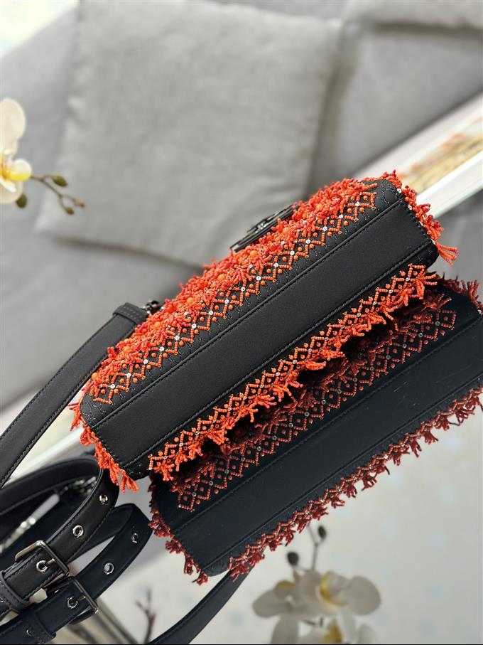 2025228Y1280P20451872