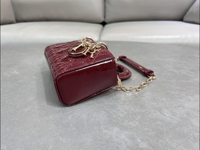 2025228Y600P204510451