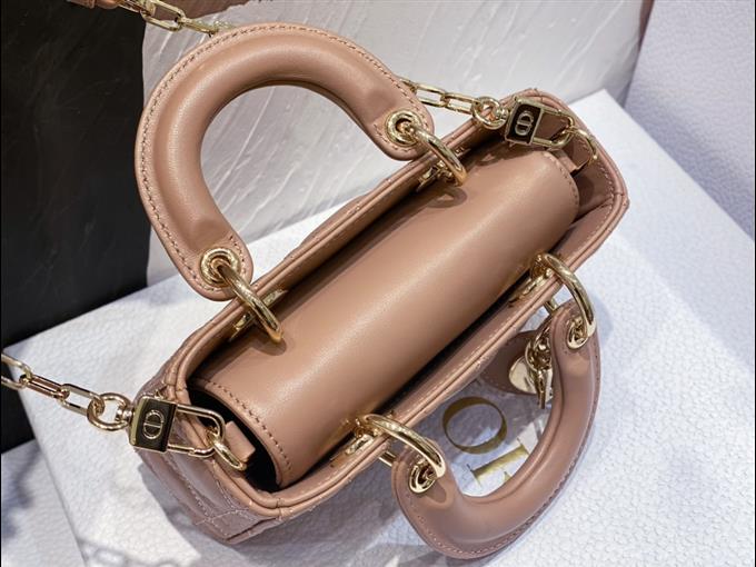 2025228Y600P204510875