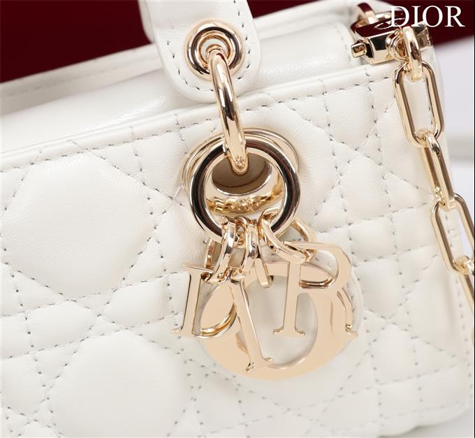 2025228Y650P204351382