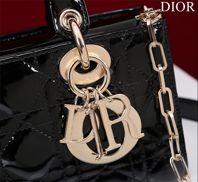 2025228Y650P204353526