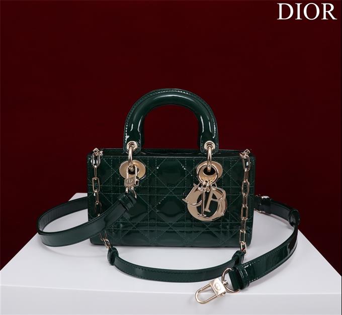 2025228Y650P204353572