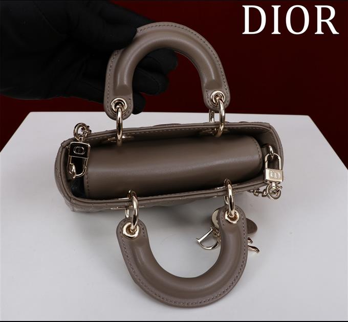 2025228Y650P204355175