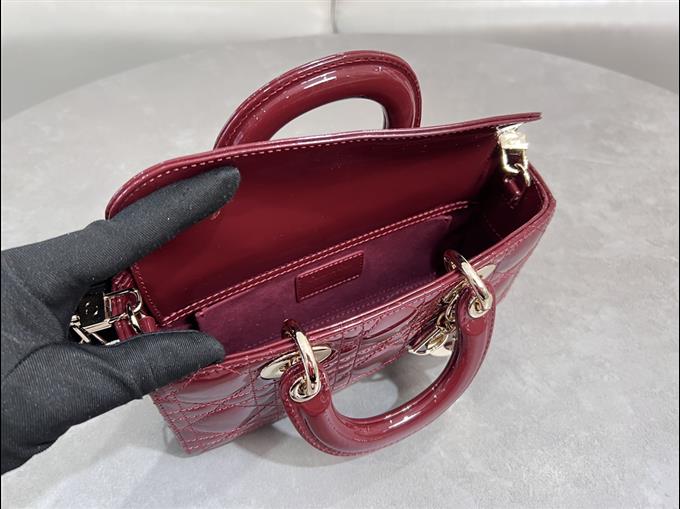 2025228Y650P204511729