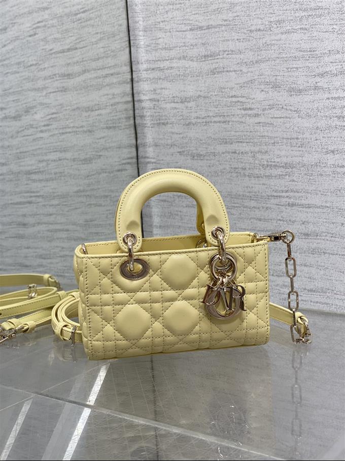 2025228Y650P21579851