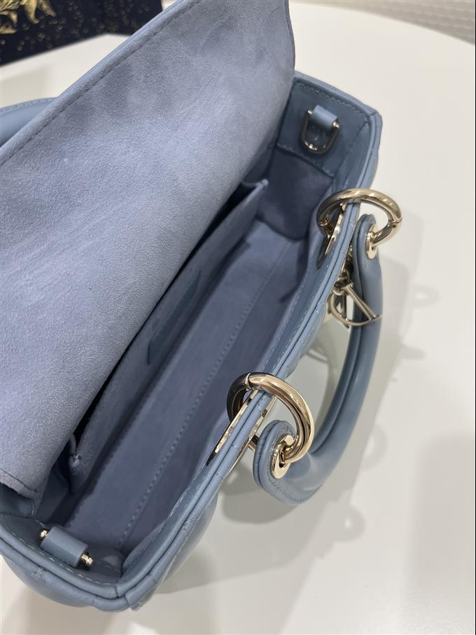 2025228Y680P215711629