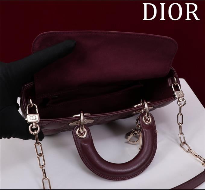 2025228Y700P204357851