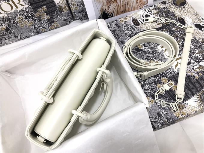 2025228Y700P204514152