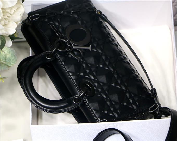 2025228Y700P204514858