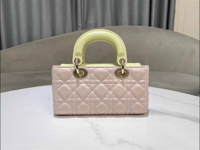 2025228Y700P204515638