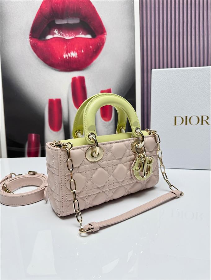 2025228Y750P20444974