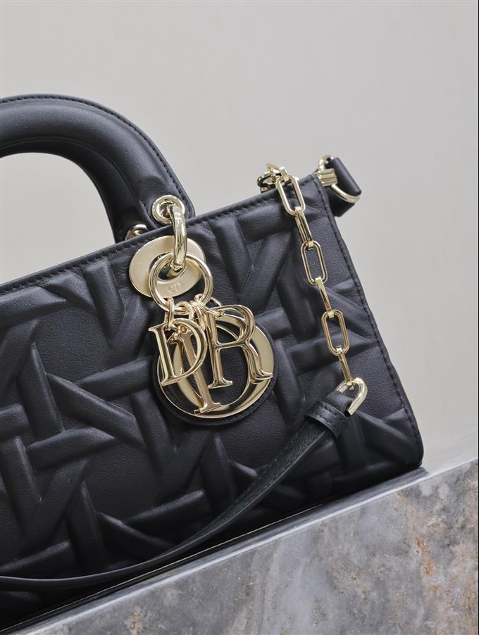 2025228Y750P204516362