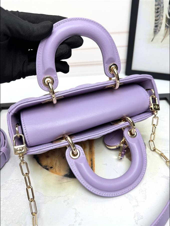 2025228Y750P20451692