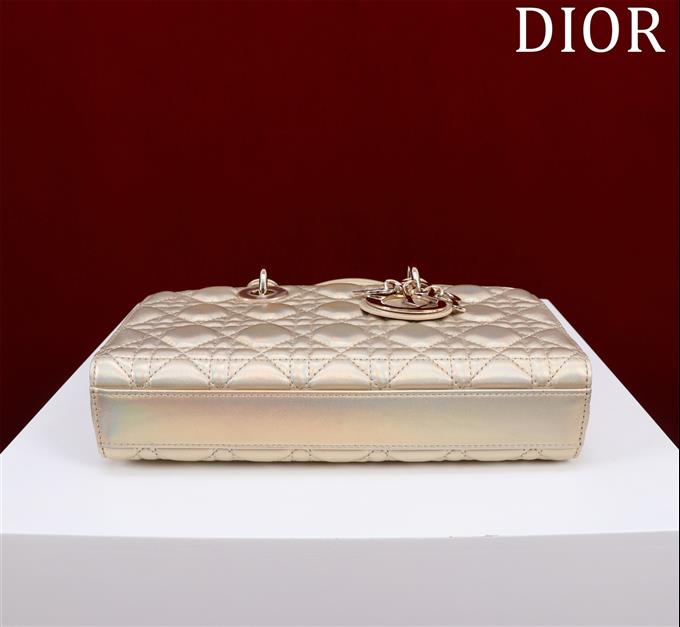 2025228Y780P20443730