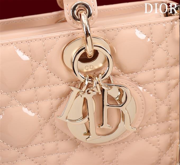 2025228Y780P20443919