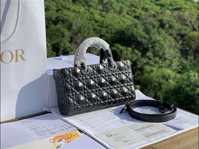 2025228Y950P20457794