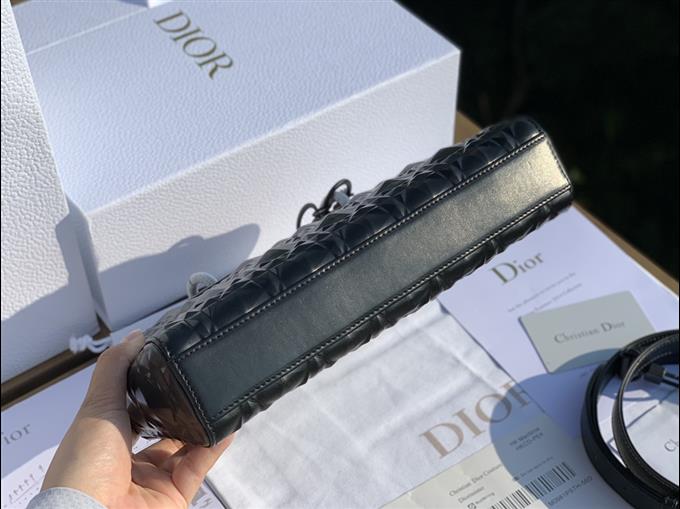 2025228Y950P20457826