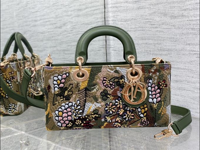 2025228Y1150P205546703