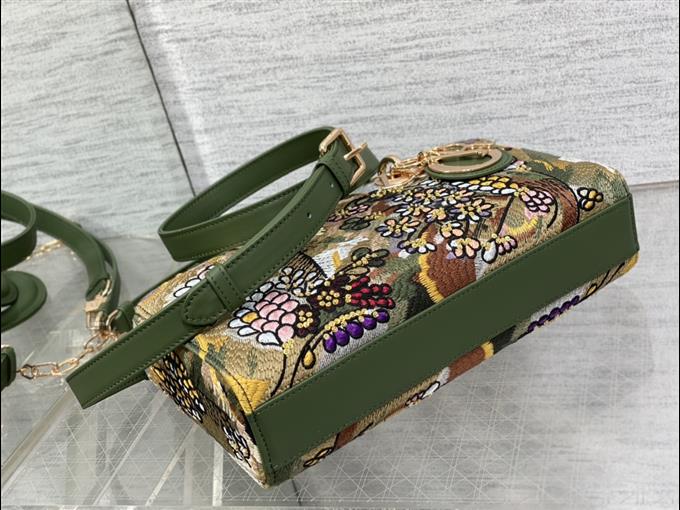 2025228Y1150P205546781