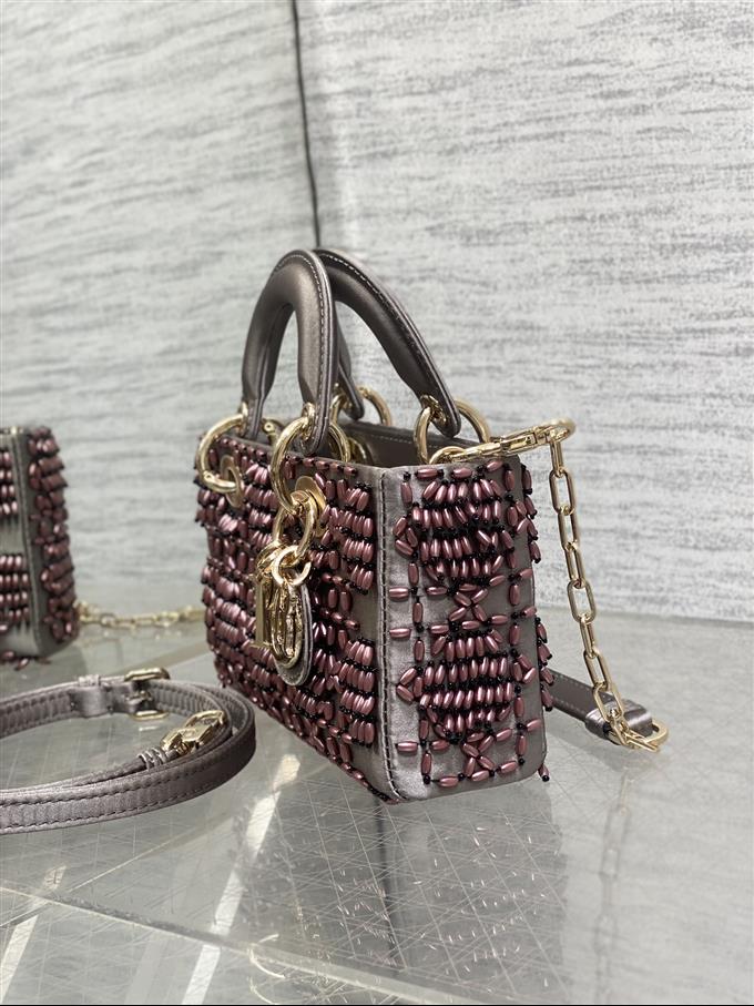 2025228Y1150P205547187