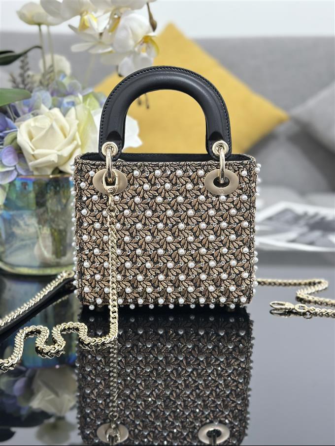 2025228Y1150P211858577