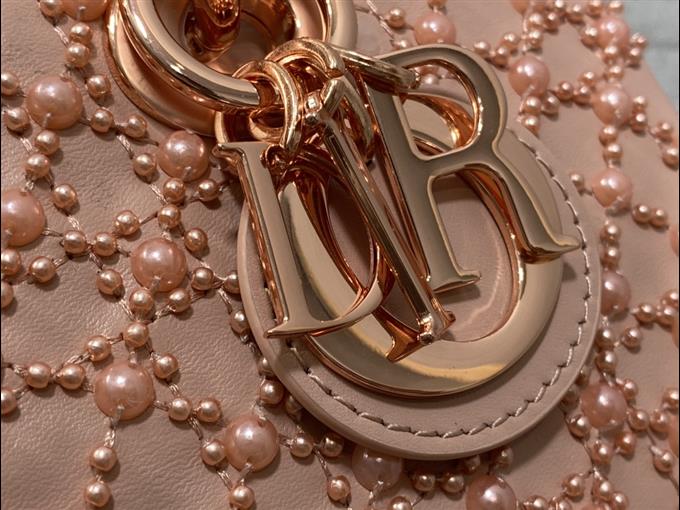 2025228Y1400P205547851