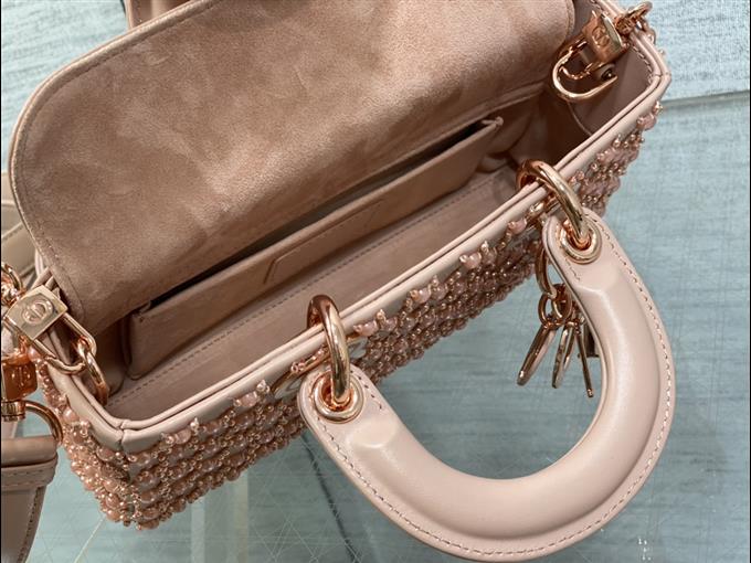 2025228Y1400P205547930