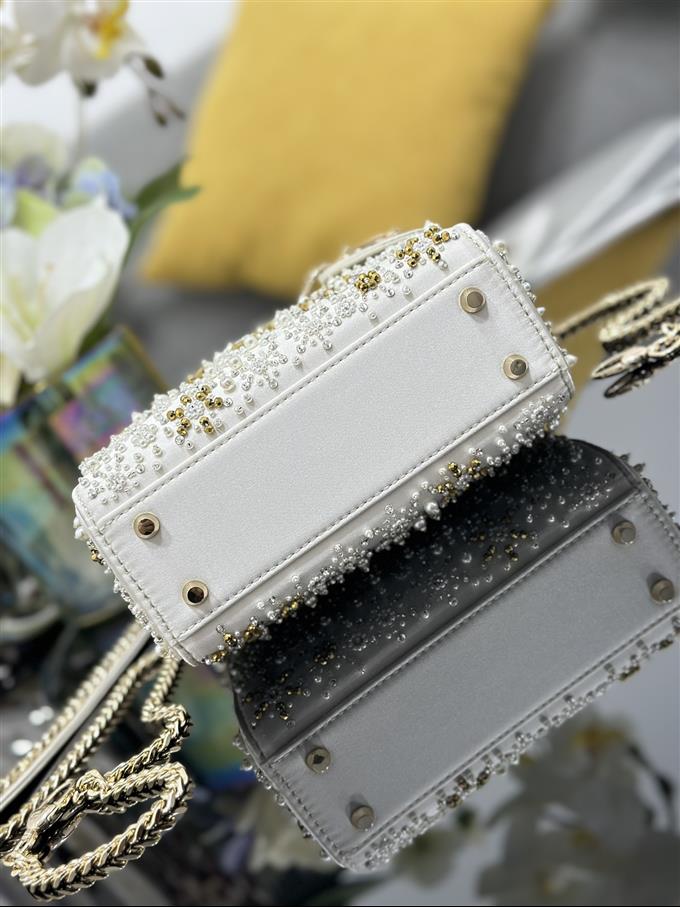 2025228Y1460P211855502