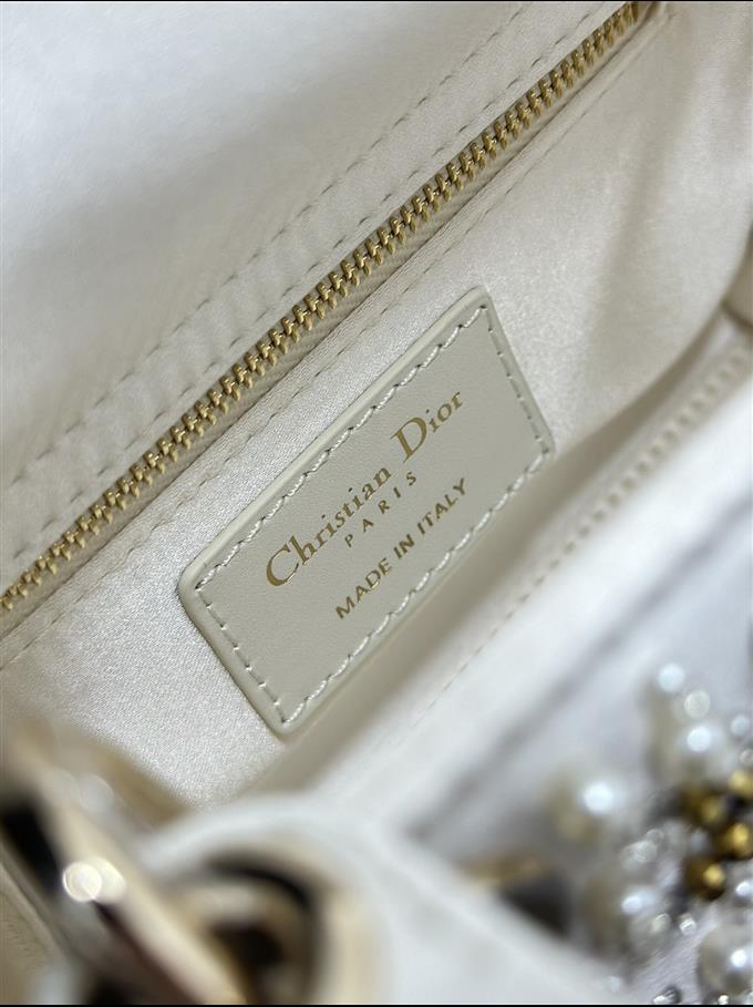 2025228Y1460P211855580