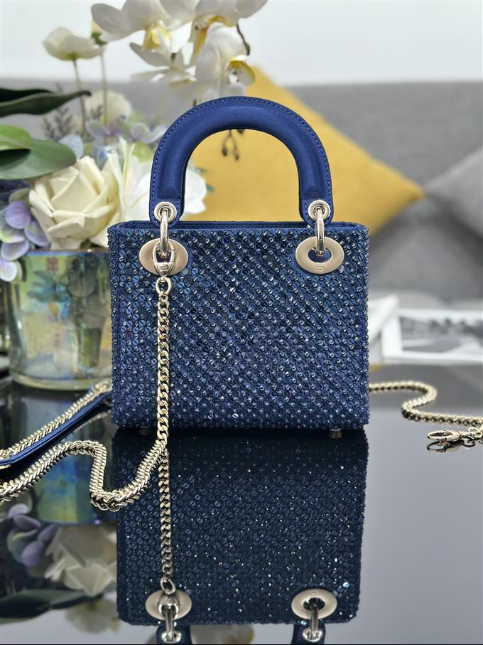 2025228Y1460P211859155