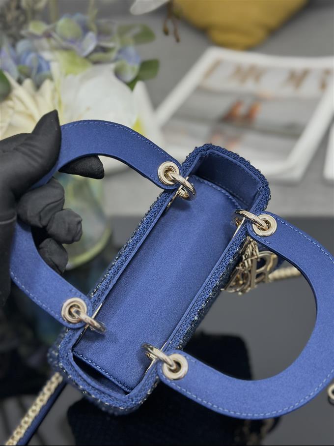 2025228Y1460P211859232